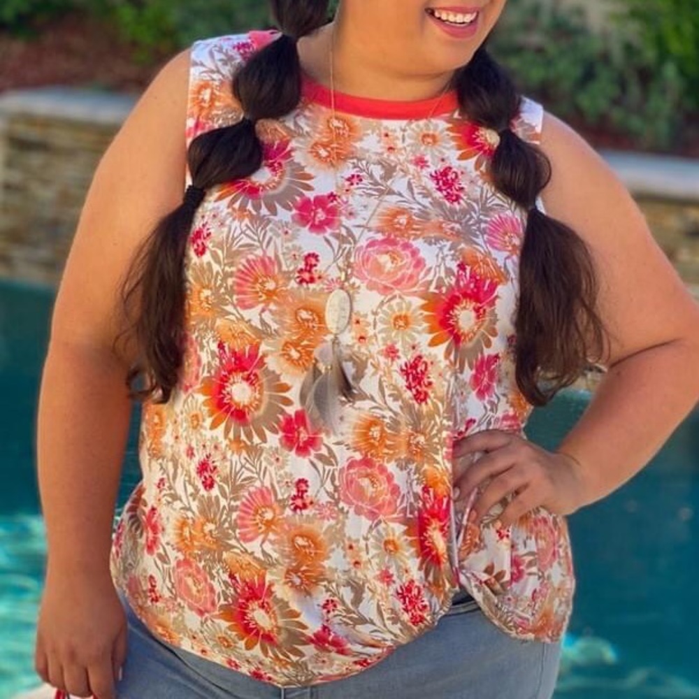 Twist Front Floral Tank